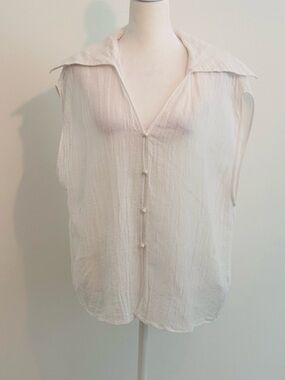 Massimo Dutti white sleeveless linen blouse